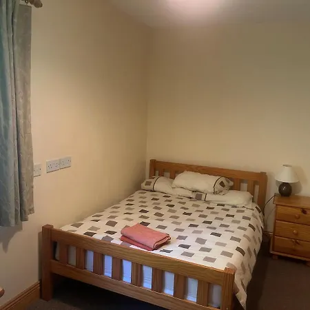 4 Bedroom House בית נופש *